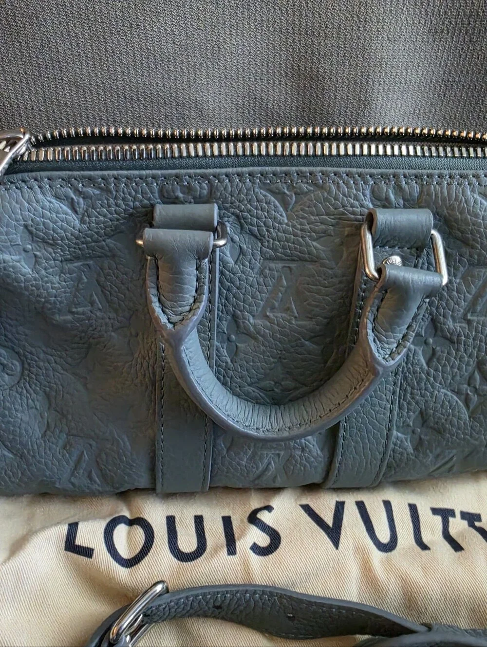 Louis Vuitton Keepall Bandouliere 25 In Misty Lake Green